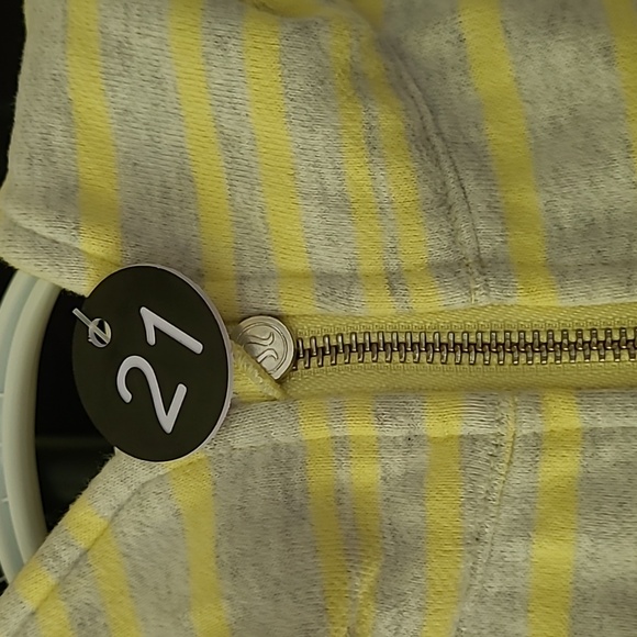 #021 Lululemon Hoodie One Only Ignore Other Listing - Picture 3 of 3